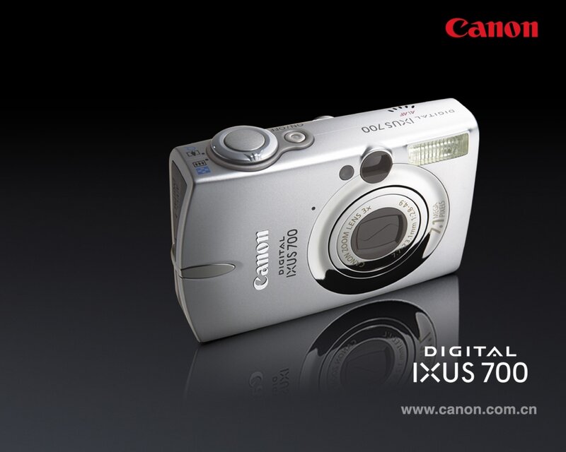 Canon Digital IXUS 700 camera