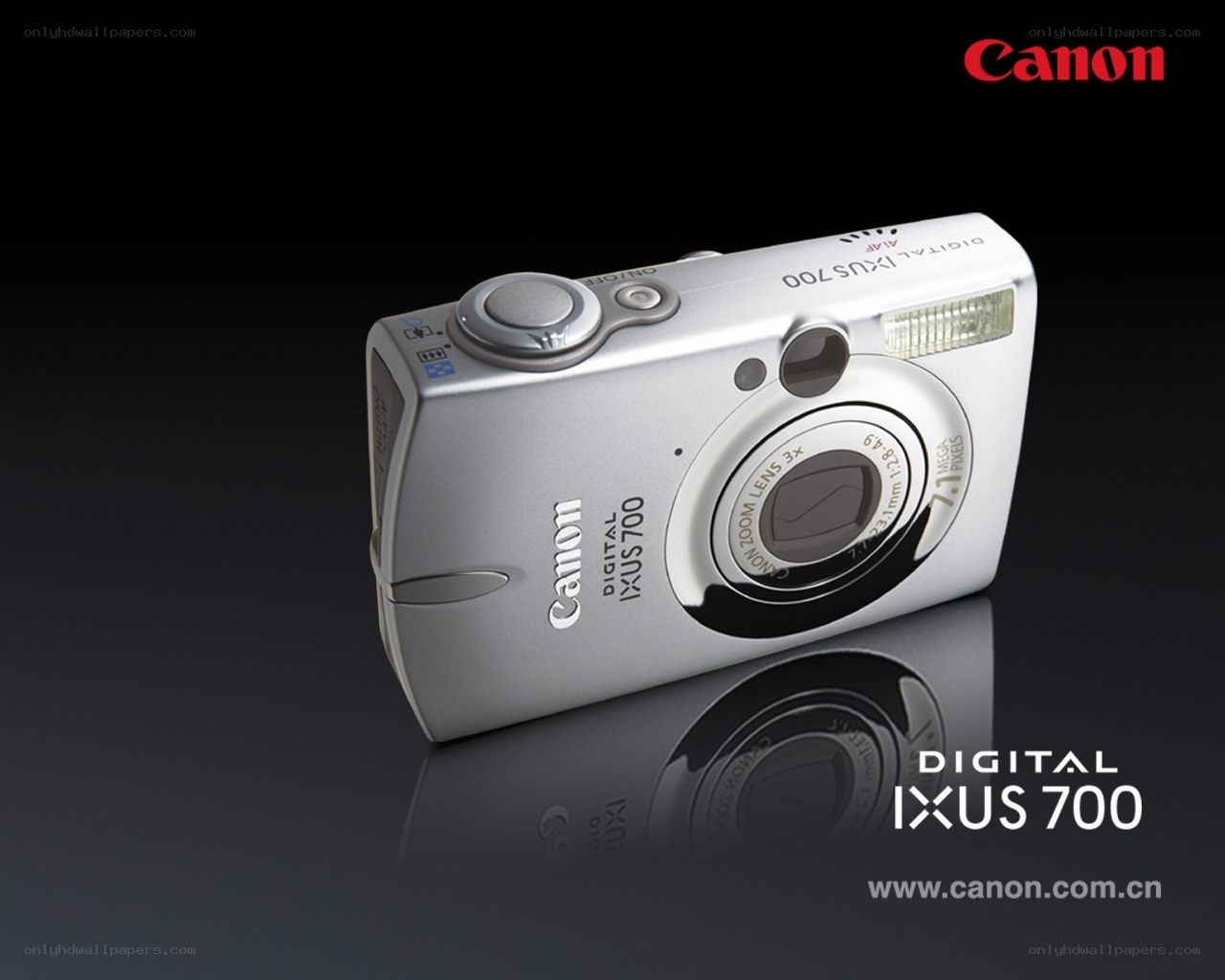 Canon Digital IXUS 700 camera