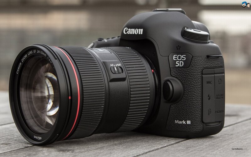 Canon EOS 5D Mark III camera