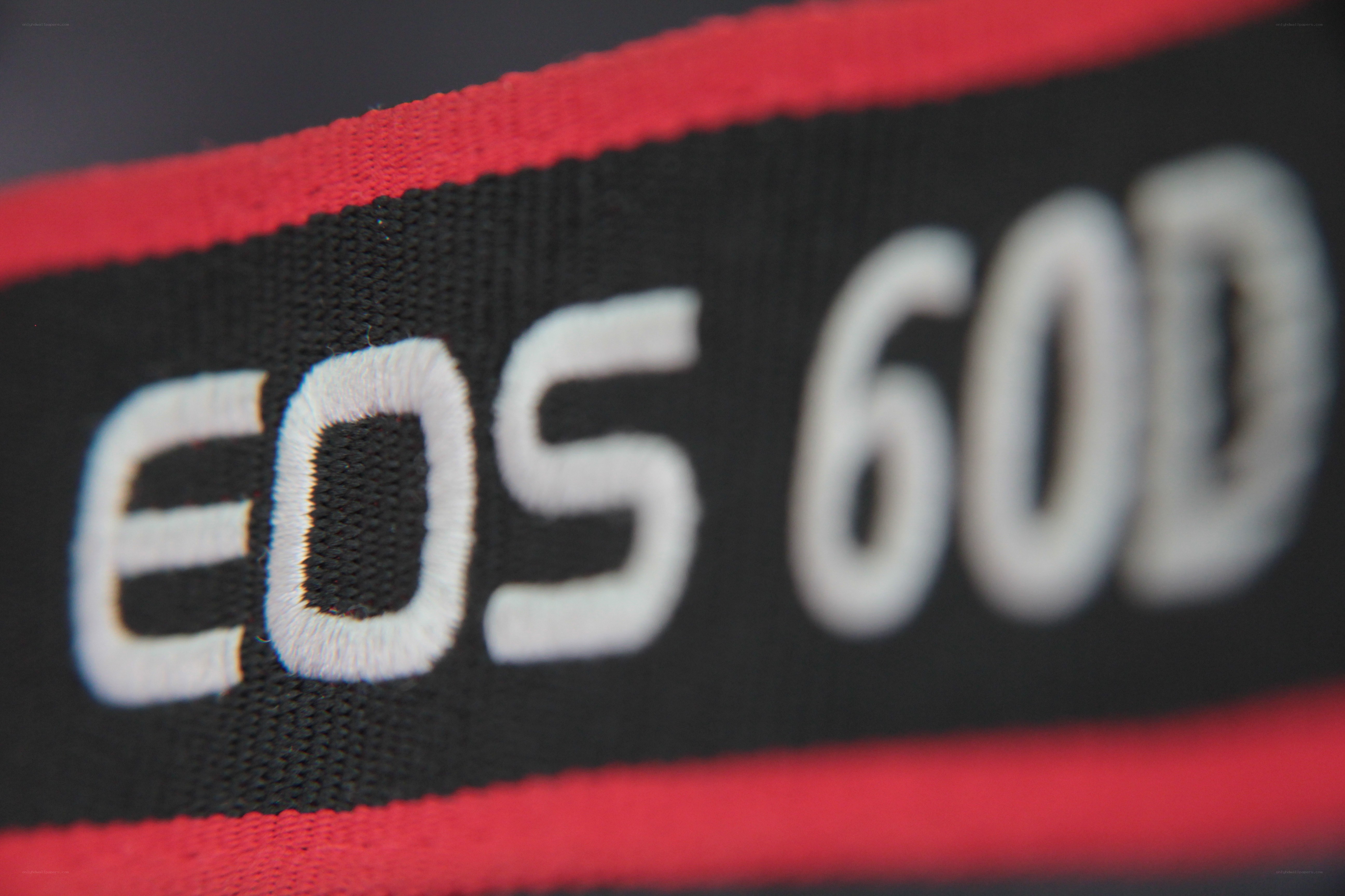 Canon EOS 60D camera strap