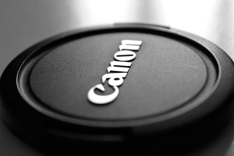 Canon lens cap close-up