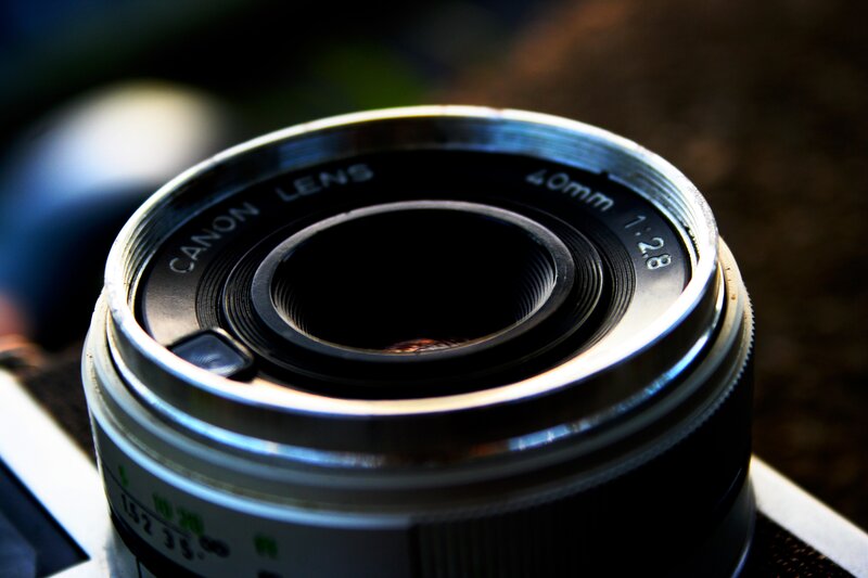 Canon lens close-up