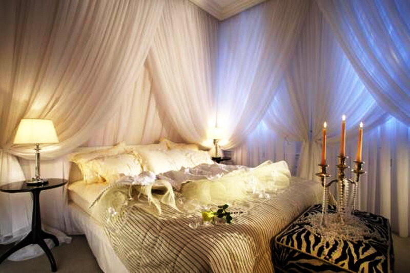Canopy Bed with Drapes