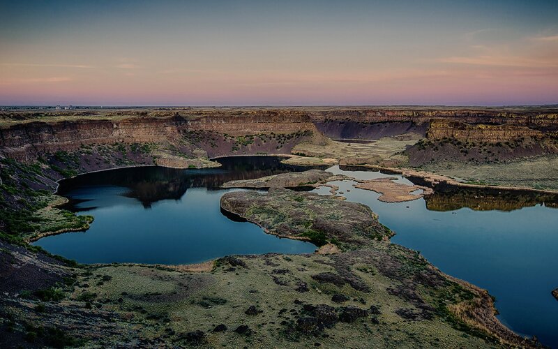 Canyon lake at dusk