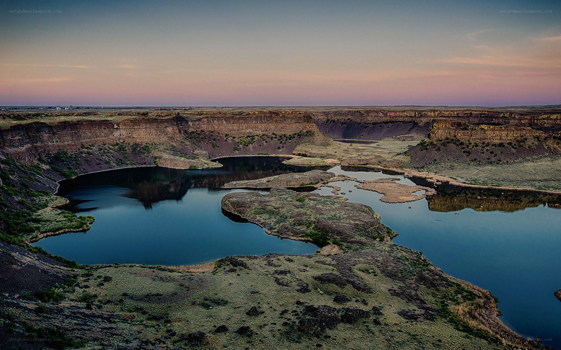 Canyon lake at dusk