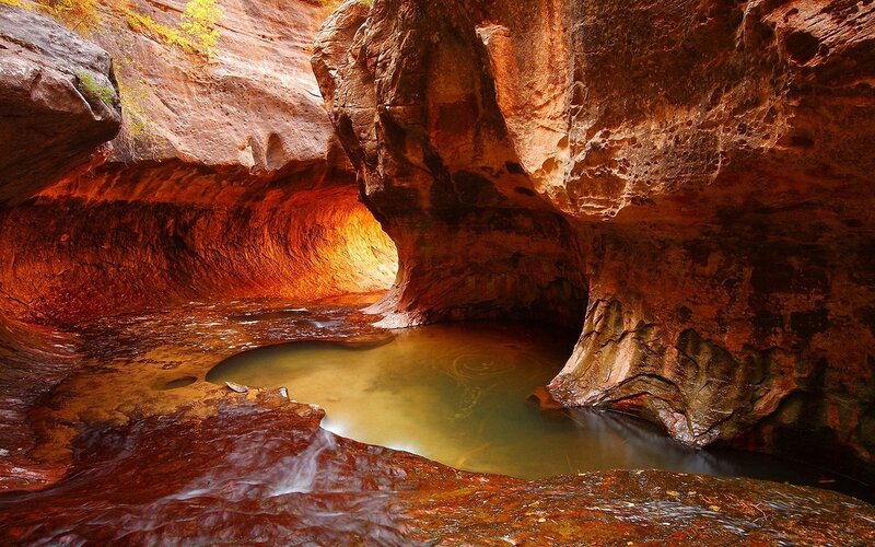 Canyon Stream Pool