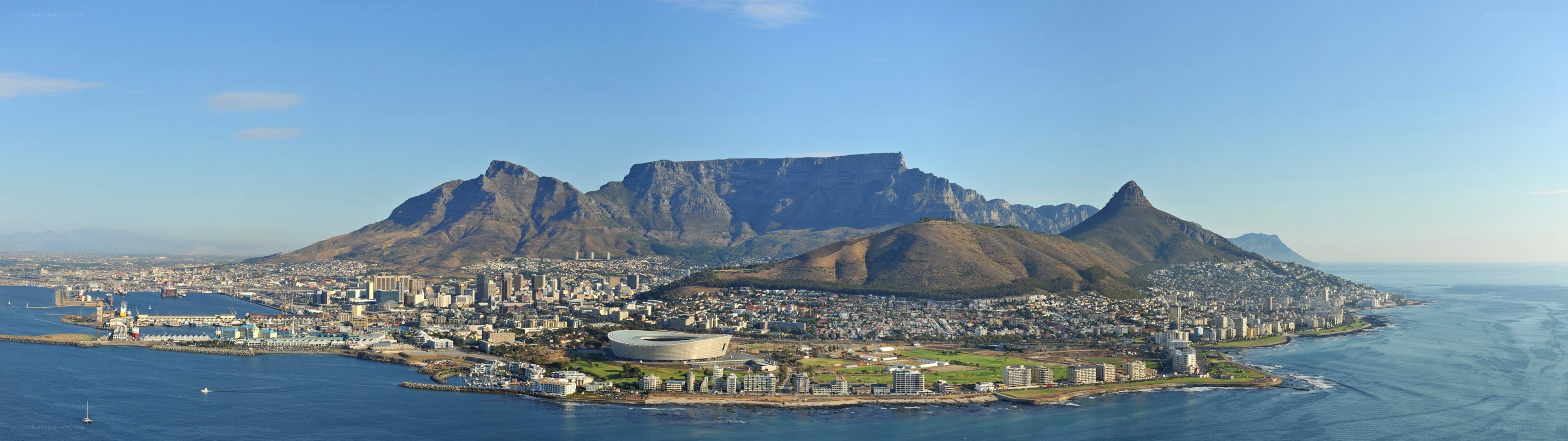 Cape Town with Table Mountain