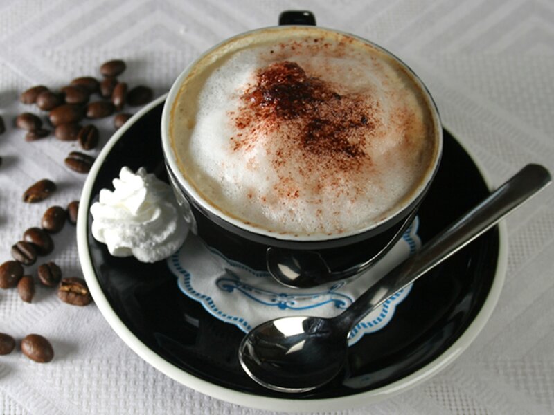 Cappuccino in a Cup — Black