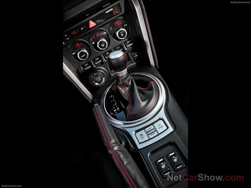 Car Center Console — Black, Dramatic