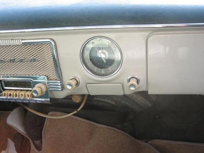 Car Dashboard — Beige