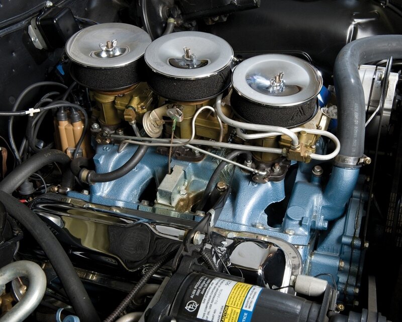 Car Engine with Triple Carbs