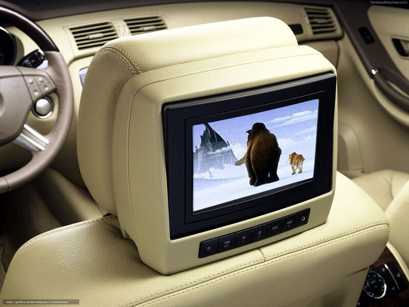 Car headrest entertainment screen