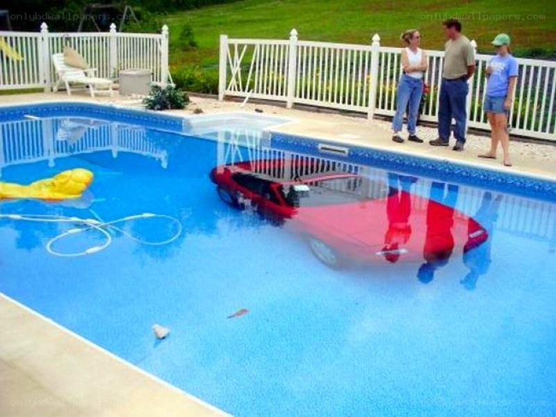 Car in swimming pool