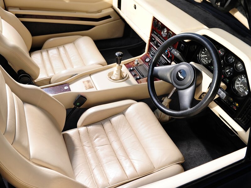 Car Interior — Beige, Luxurious, Photograph, Steering Wheel, Gear Shift