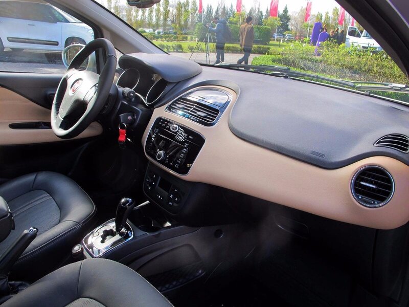 Car Interior — Black, Neutral, Afternoon, Photograph