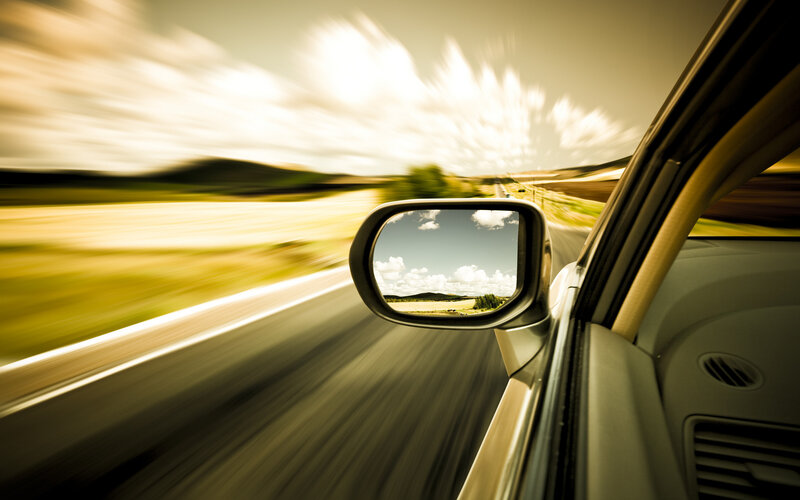 Car Side Mirror View — Yellow, Dynamic