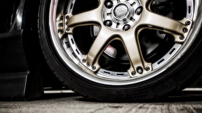 Car Wheel Close-up — Black