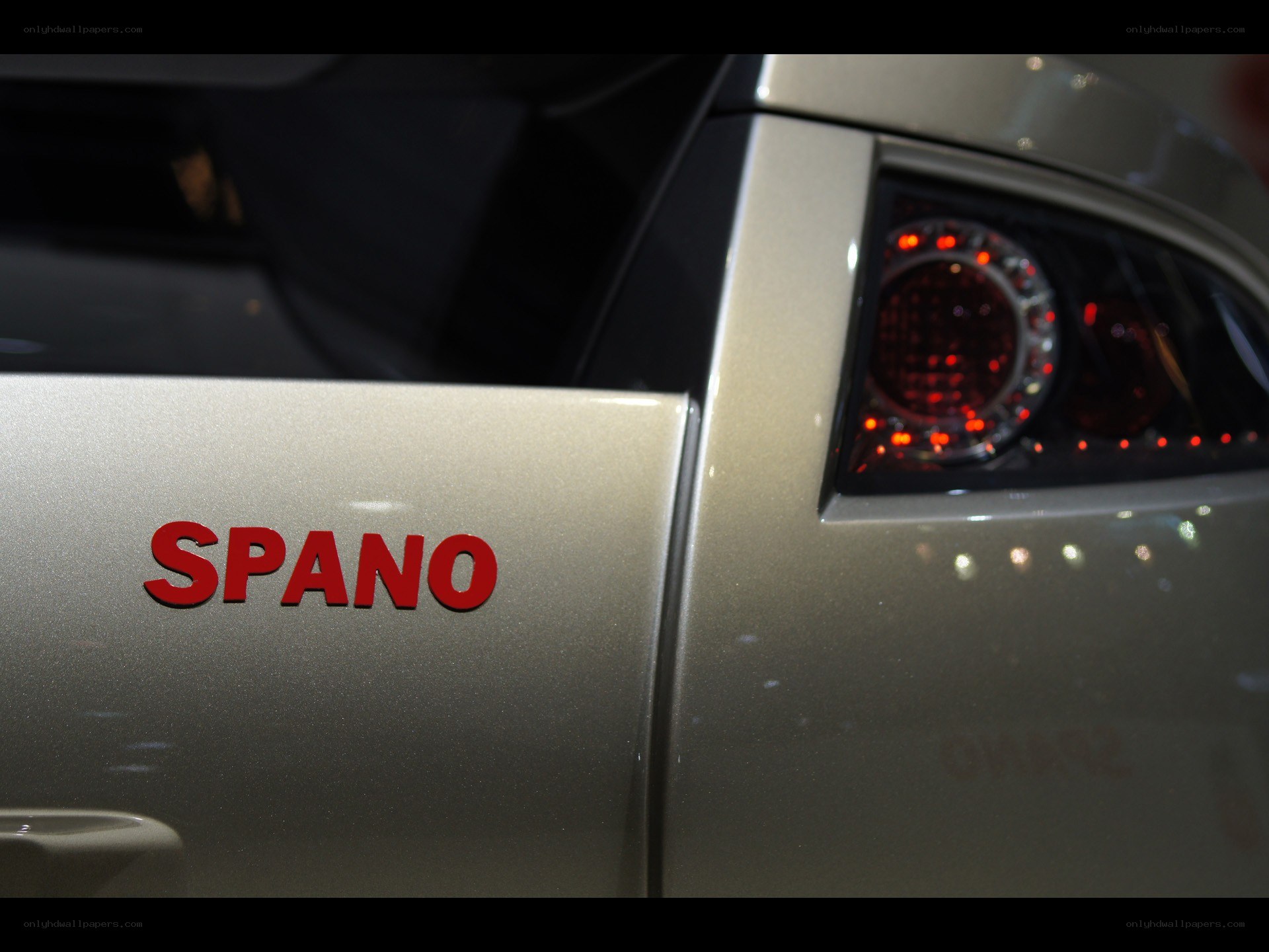 Car with SPANO branding