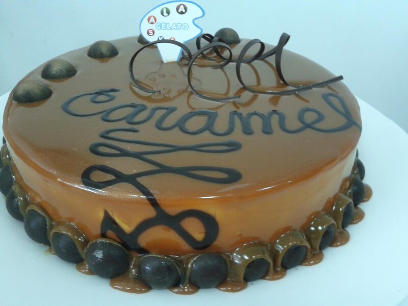 Caramel Cake with Chocolate