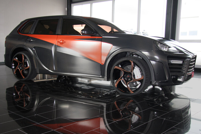 Carbon-fiber Car — Black