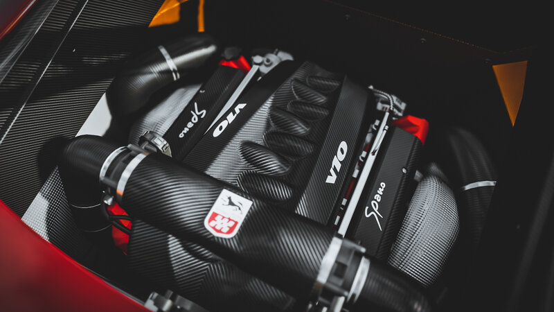 Carbon-fiber Engine Bay