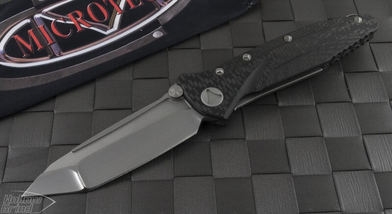 Carbon fiber folding knife