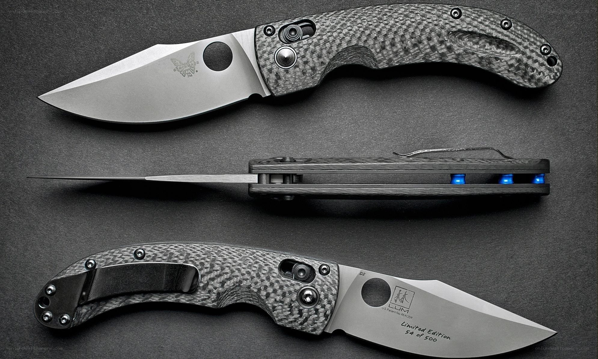 Carbon fiber folding knives