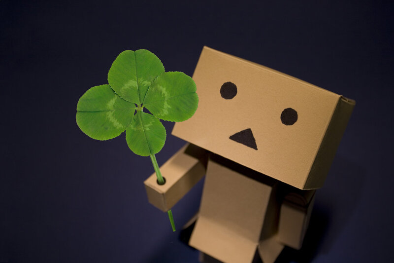 Cardboard robot with clover