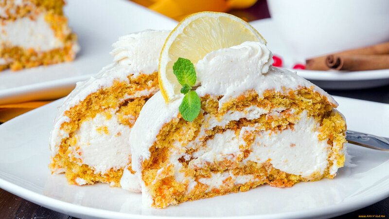Carrot Cake Slice