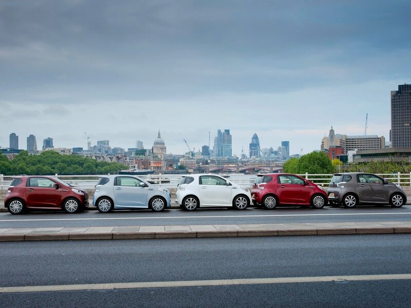 Cars on a London bridge