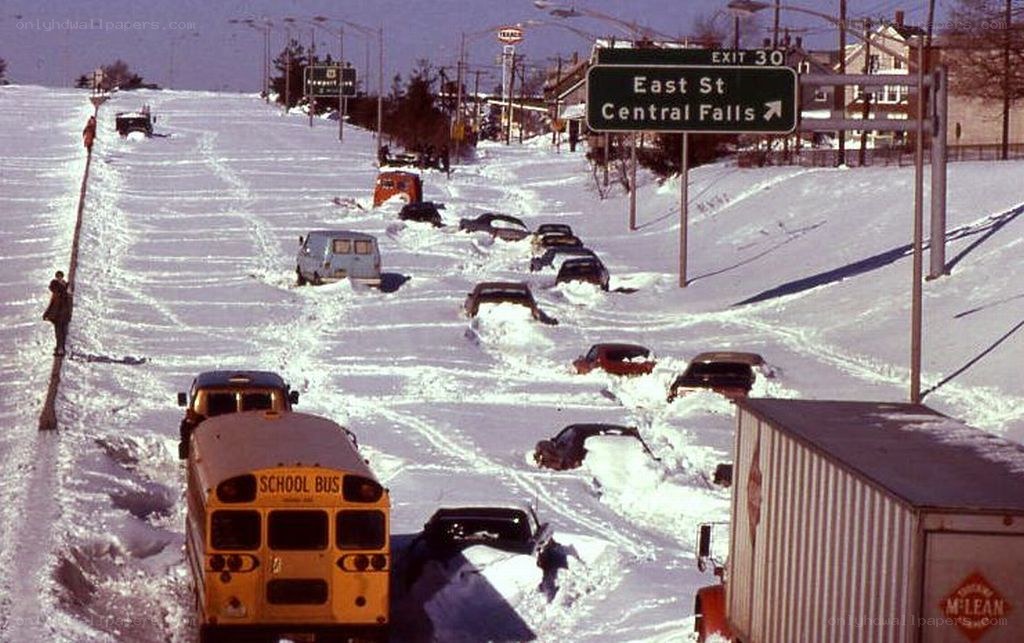 Cars stranded in snowstorm