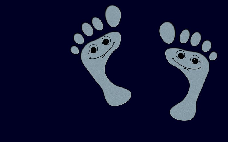 Cartoon Footprints — Blue