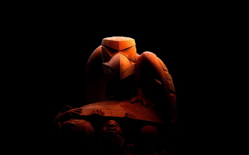 carved eagle sculpture