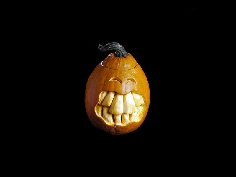 carved pumpkin with grin