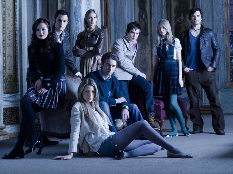 cast of a teen drama series