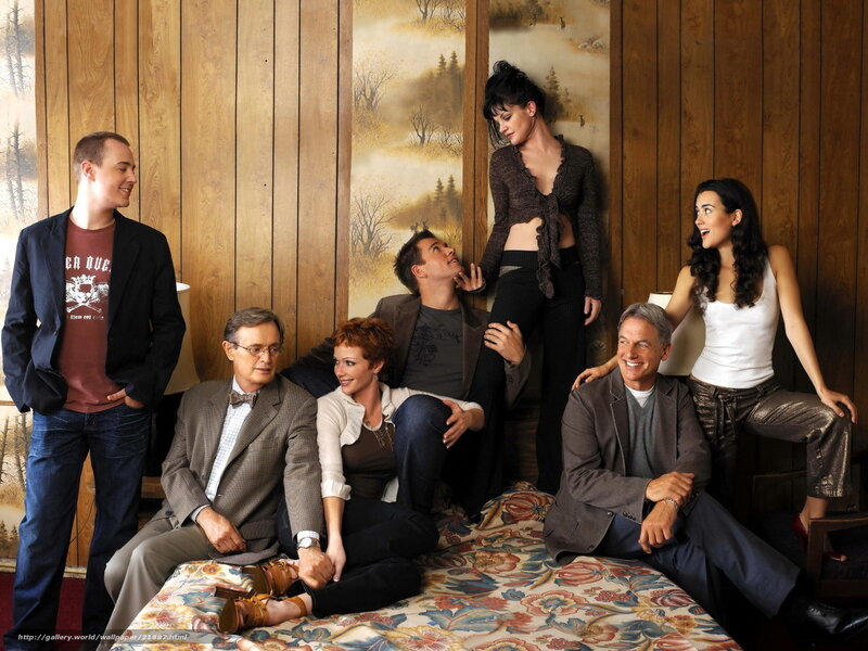 Cast on a Bed