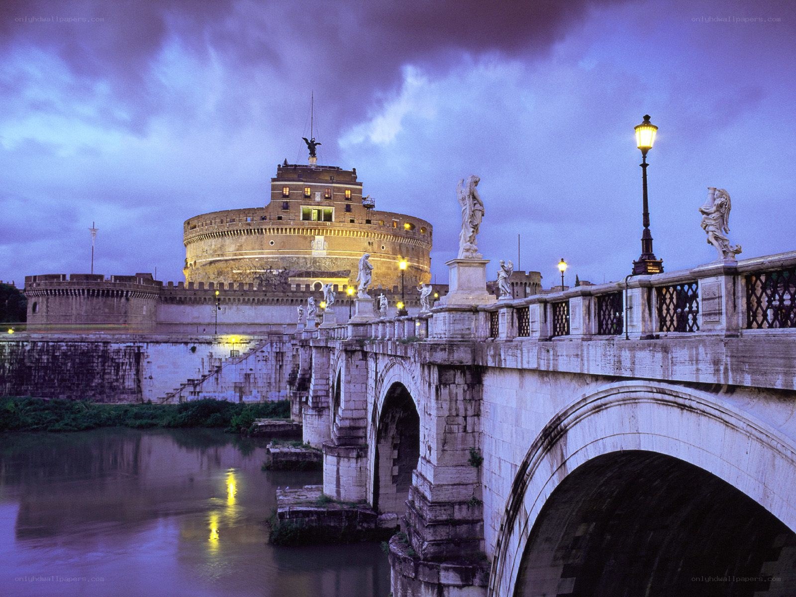 Castel Sant'Angelo at dusk