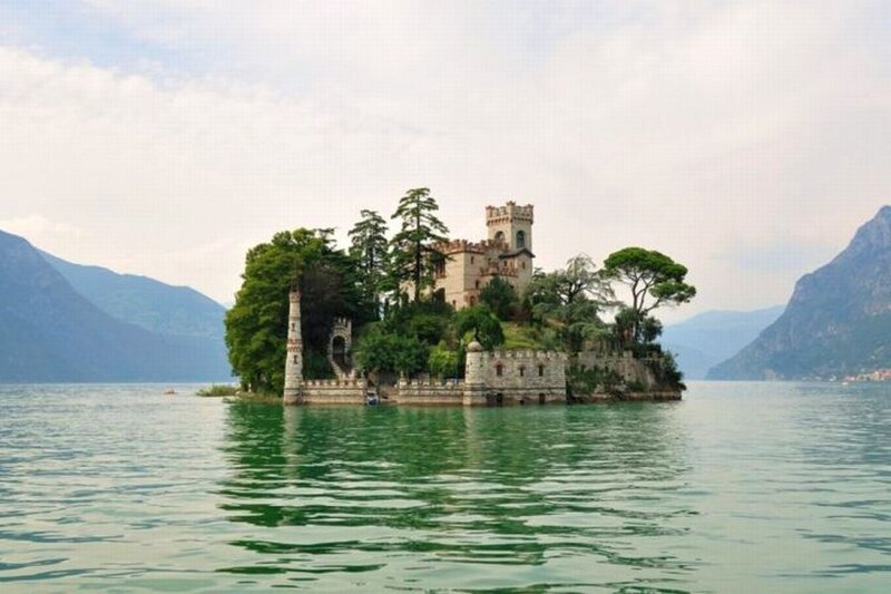 Castle on a Lake Island — Green, Serene