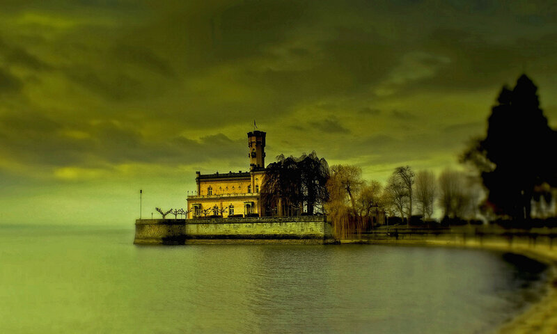 Castle on a Lake Island — Green