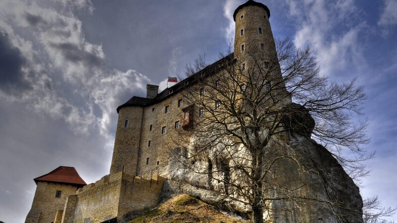 Castle on a Rocky Hill — Gray