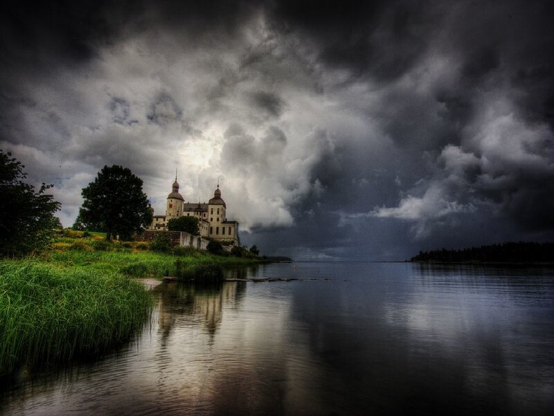 Castle on Lakeshore — Gray