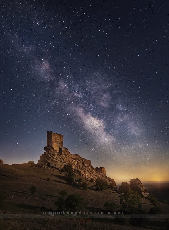 Castle on Rocky Hill — Dark Blue