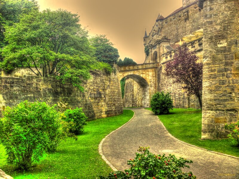 Castle Pathway and Arch