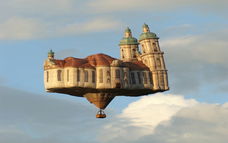 Castle-shaped Hot Air Balloon
