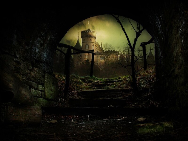 Castle Through Tunnel — Green