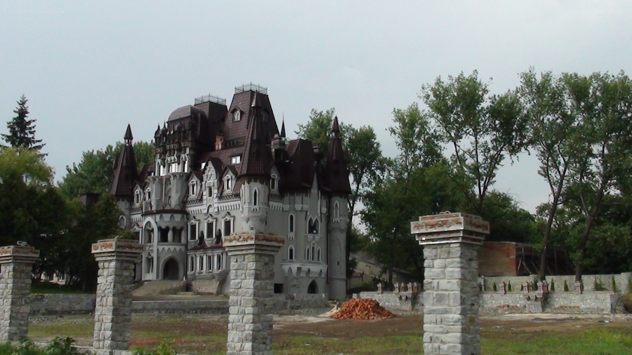 castle under construction