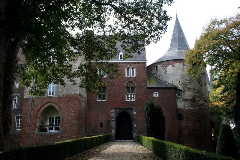 castle with a conical roof
