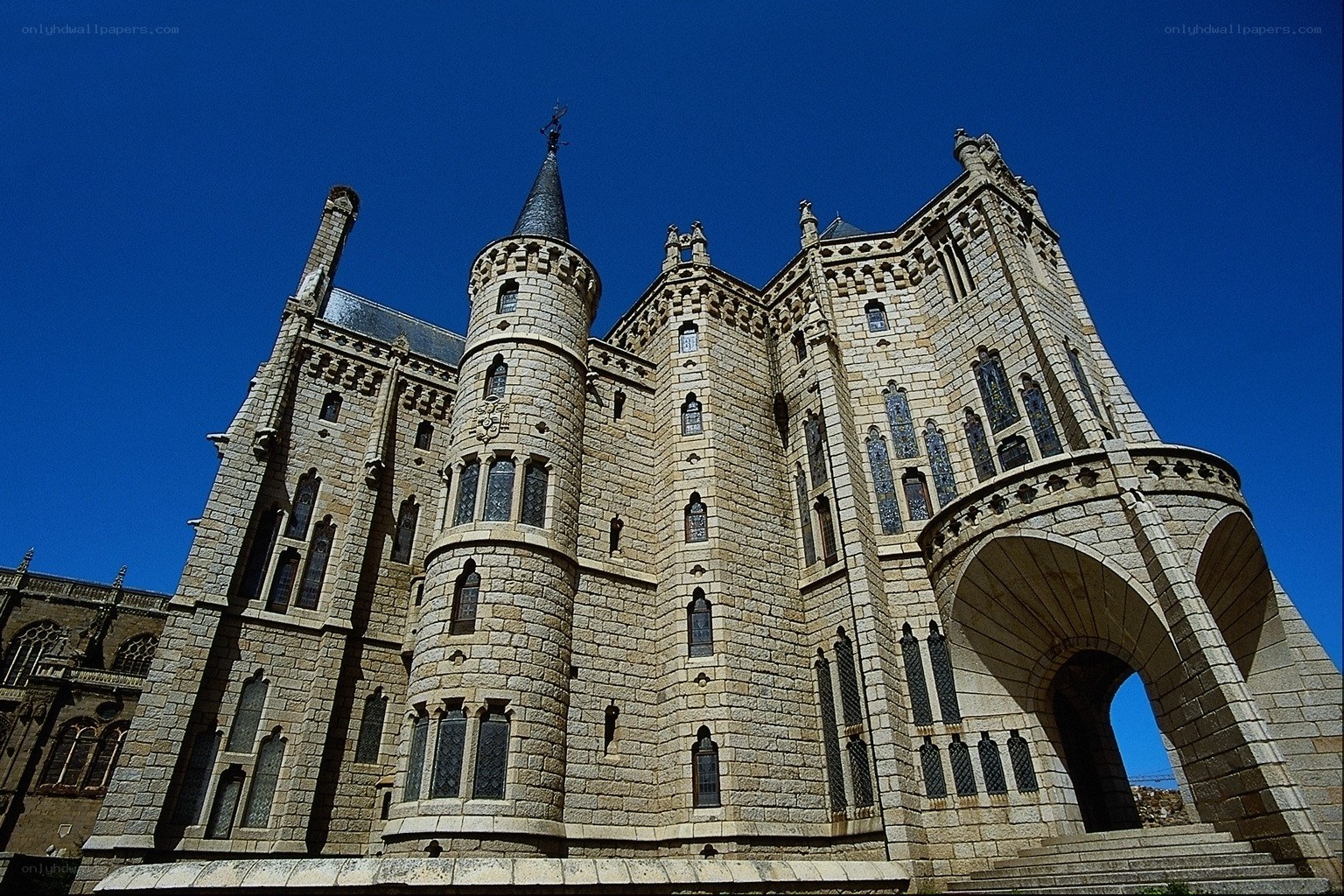 castle with blue sky