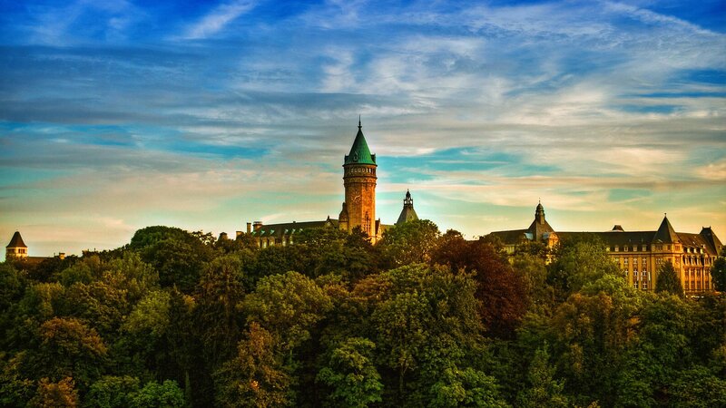 Castle with Green-roofed Tower — Blue