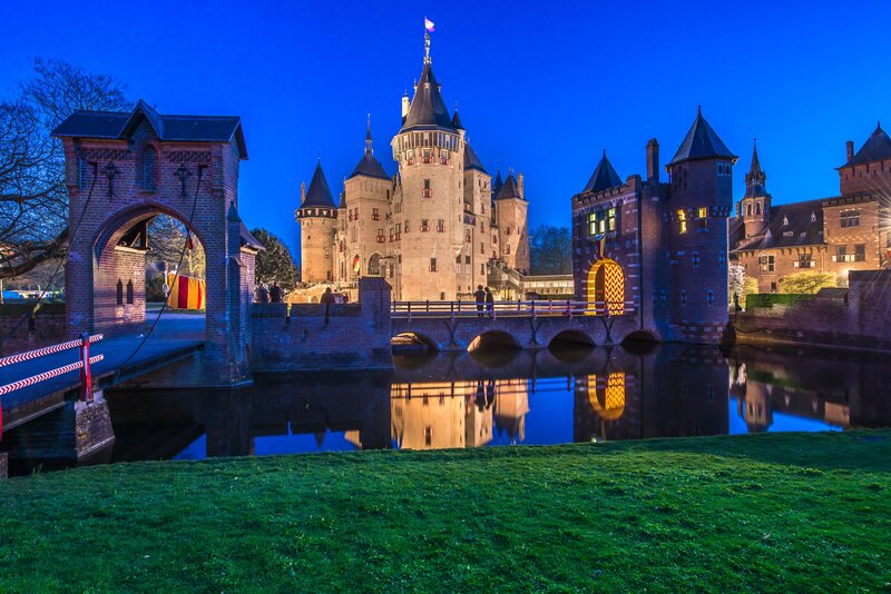 Castle with Moat and Bridge — Blue